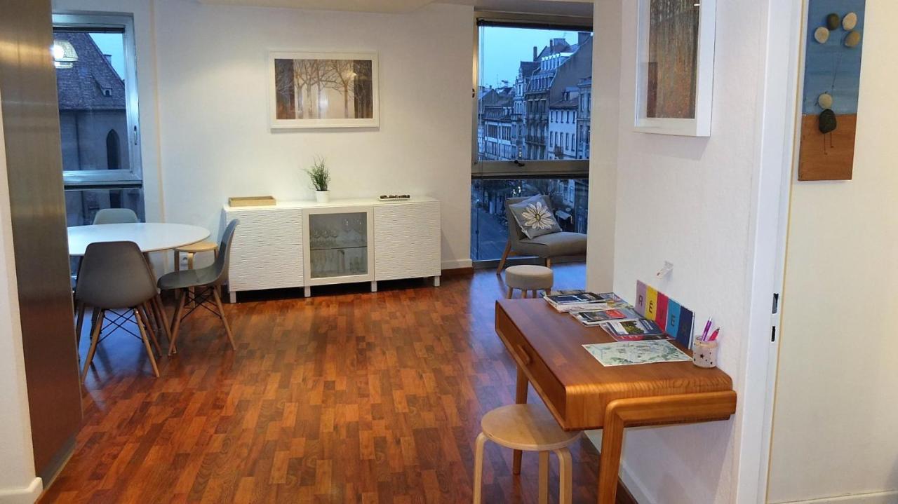 Spacieux Appartement Avec Vue Sur Les Quais ストラスブール エクステリア 写真